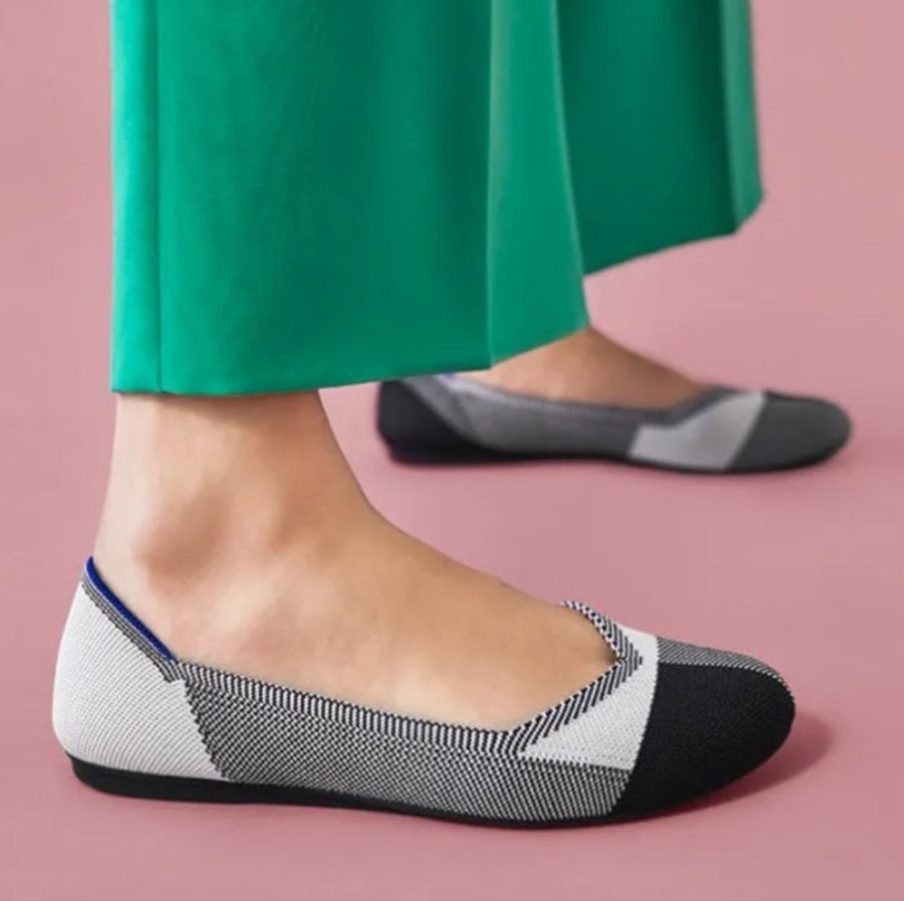 Rothys Gray Grid Round Toe Flats Size 9